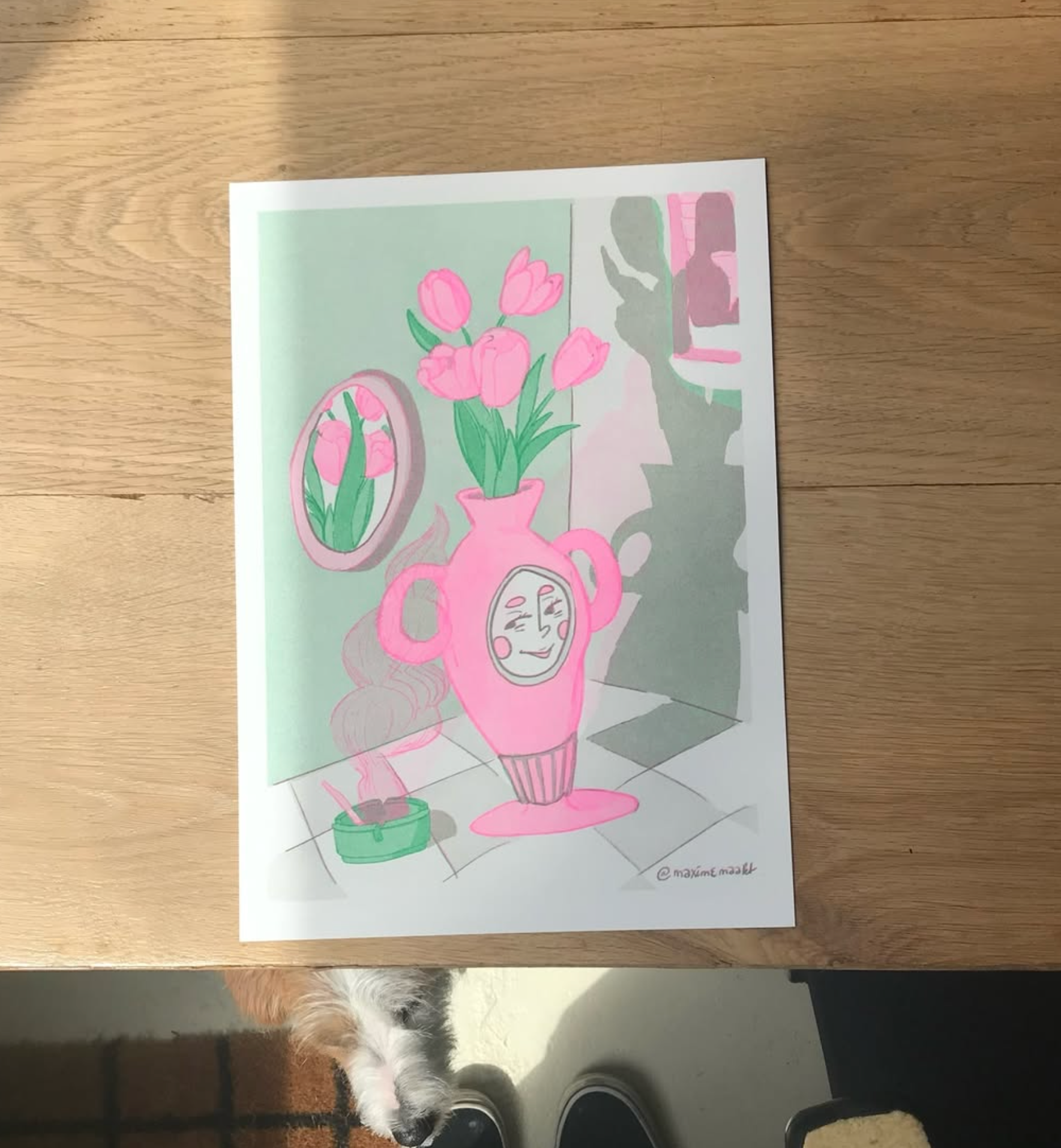 Smiling vase A4 green pink Riso print